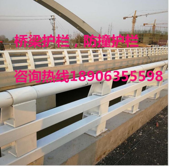 橋梁防撞護(hù)欄，防撞欄桿